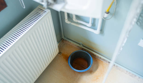 Best Water damage contractors near me  in Sugarland Run, VA